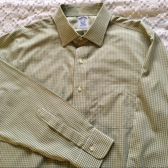 Brooks Brothers men’s button down shirt. - Picture 2 of 4